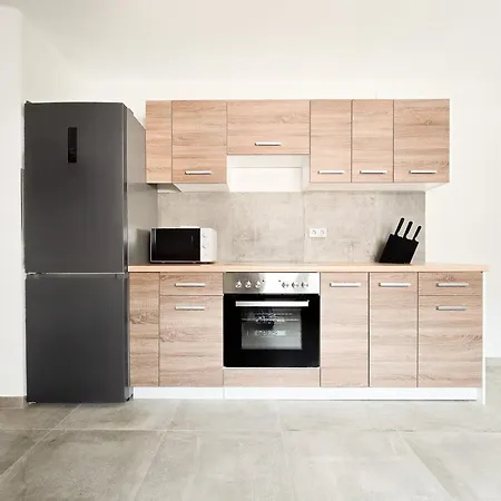 Daire Tolstov - Monteurwohnung Mit 3 Zimmern - Dachgeschoss - Parkplatz Duisburg