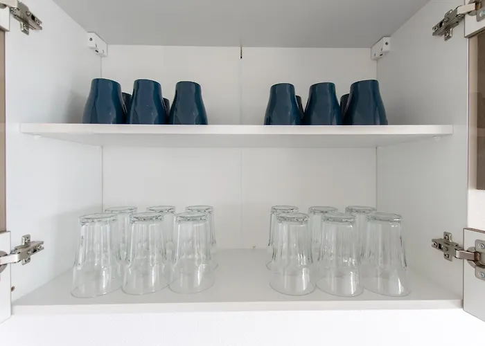 Lejlighed Tolstov - Monteurwohnung Mit 3 Zimmern - Dachgeschoss - Parkplatz Duisburg